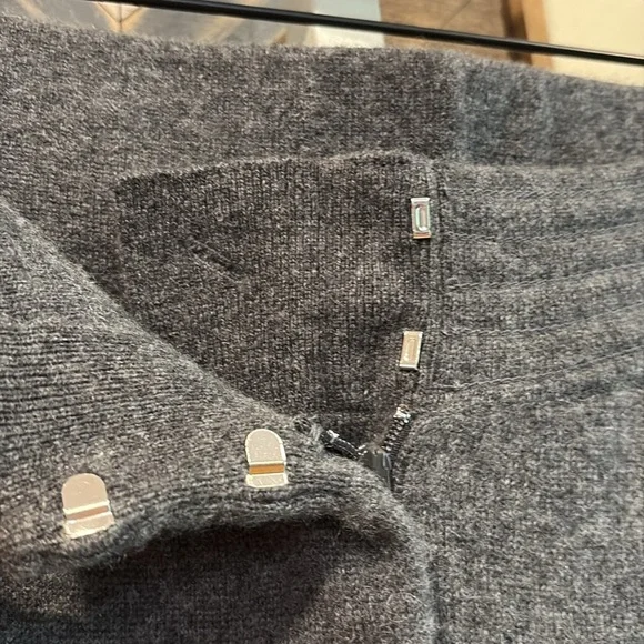 NakedCashmere Remington Cashmere Trousers in Charcoal Grey size Small
